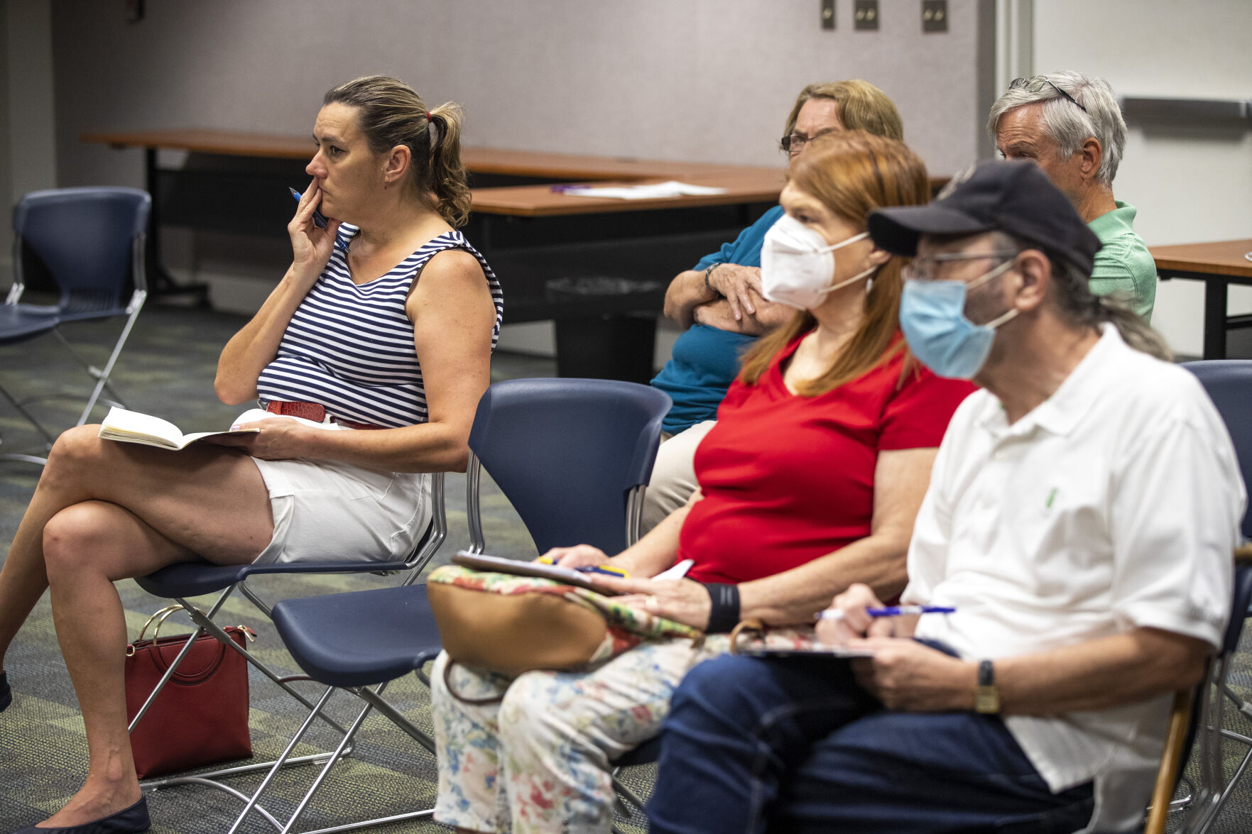 Berkeley Library Gardening Crowd.JPG